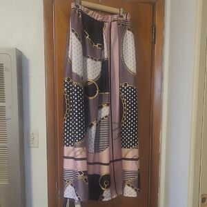 Chic Women's Patterned Skirt - Black, Pink, White